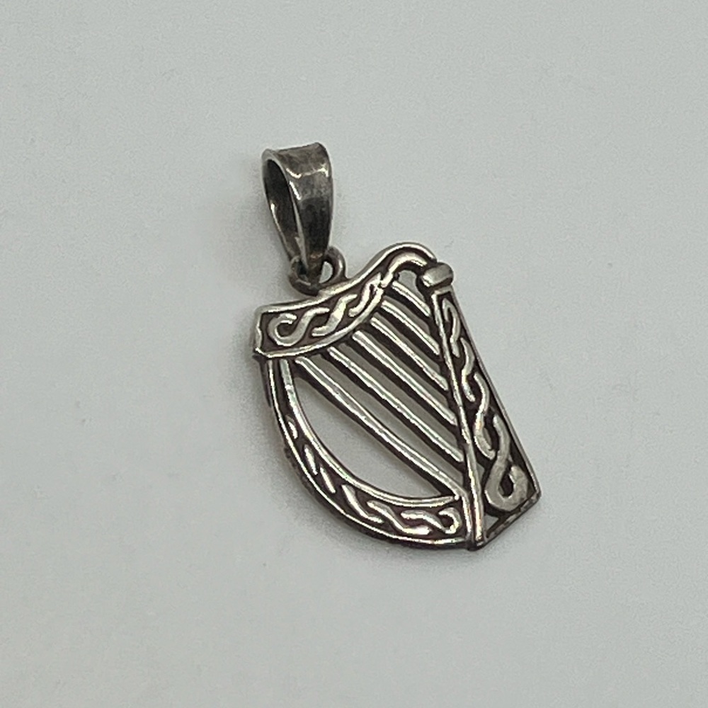 Vtg 925 Sterling Silver Harp Harpsichord String Musician Necklace Pendant